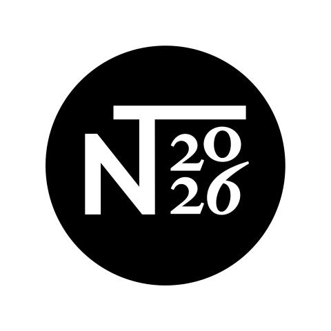 Logo för Nya Testamentet 2026: NT 2026 i vitt på svart, rund botten